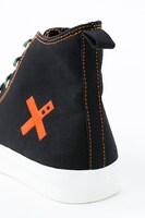 爆豪勝己モデル スニーカー