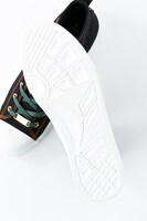 爆豪勝己モデル スニーカー