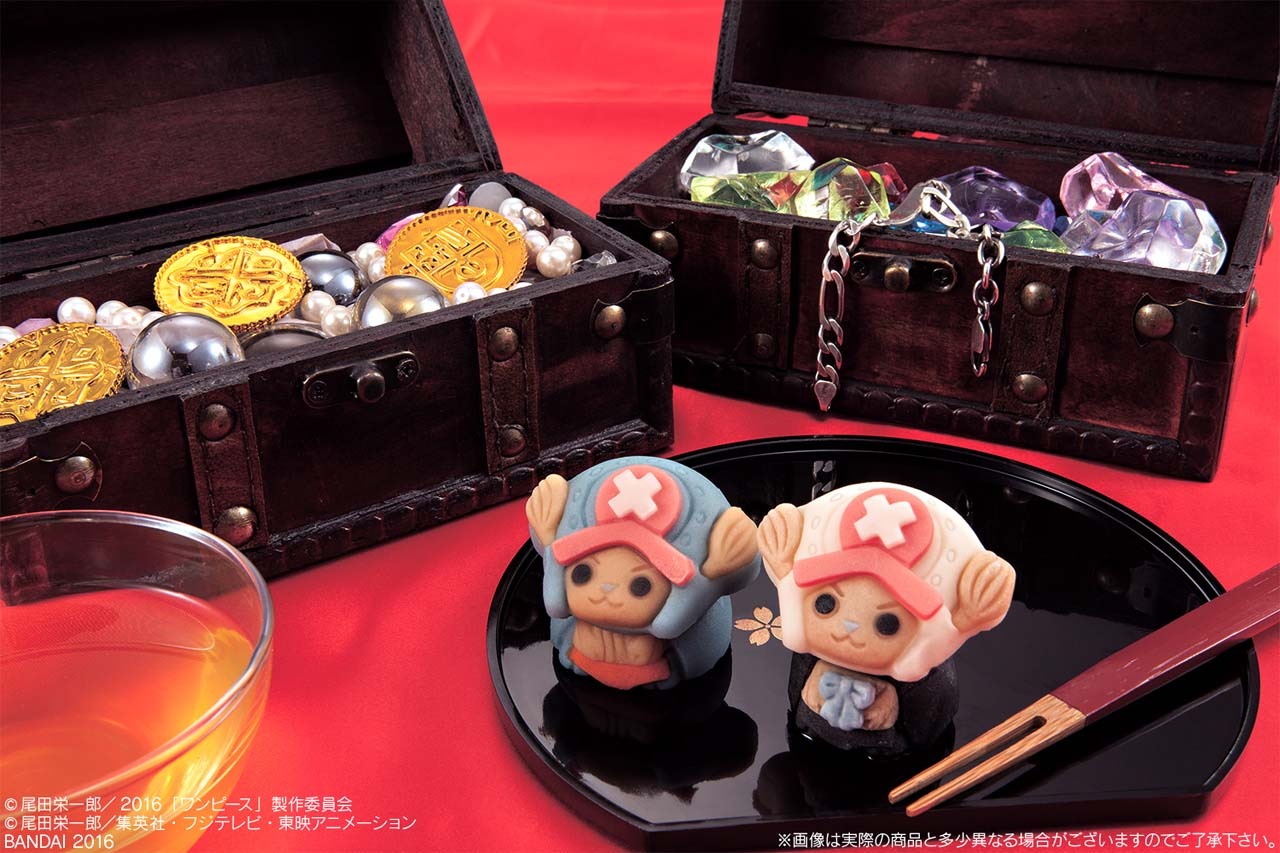 （左から）「食べマス ONE PIECE チョッパー」、「食べマス ONE PIECE チョッパー 映画記念カラーVER.」。