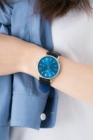 信モデル着用画像