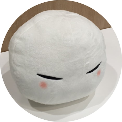 直径約25cmのモジャぬいぐるみ。