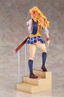 「ギャル子」1/6スケールフィギュア