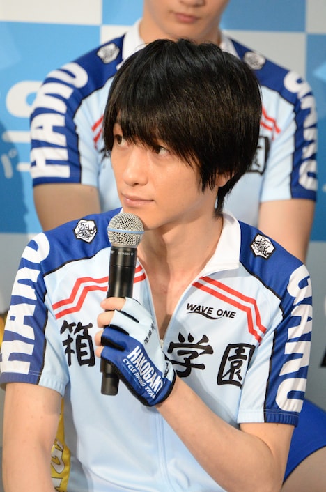 荒北靖友役の鈴木拡樹。