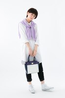 「一松モデル バッグ」着用画像