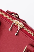 「おそ松モデル バッグ」