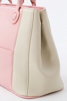 「トド松モデル バッグ」