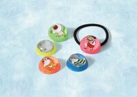 「暗闇で光る妖怪レジンアクセサリーをつくろう！」より。