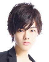 イタリア役を演じる長江崚行。