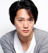 フランス役を演じる寿里。