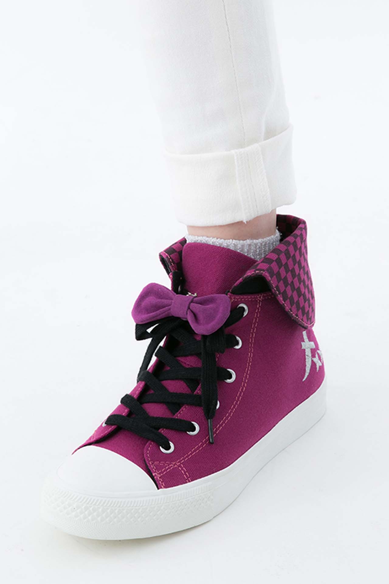 スニーカー（4年生モデル）