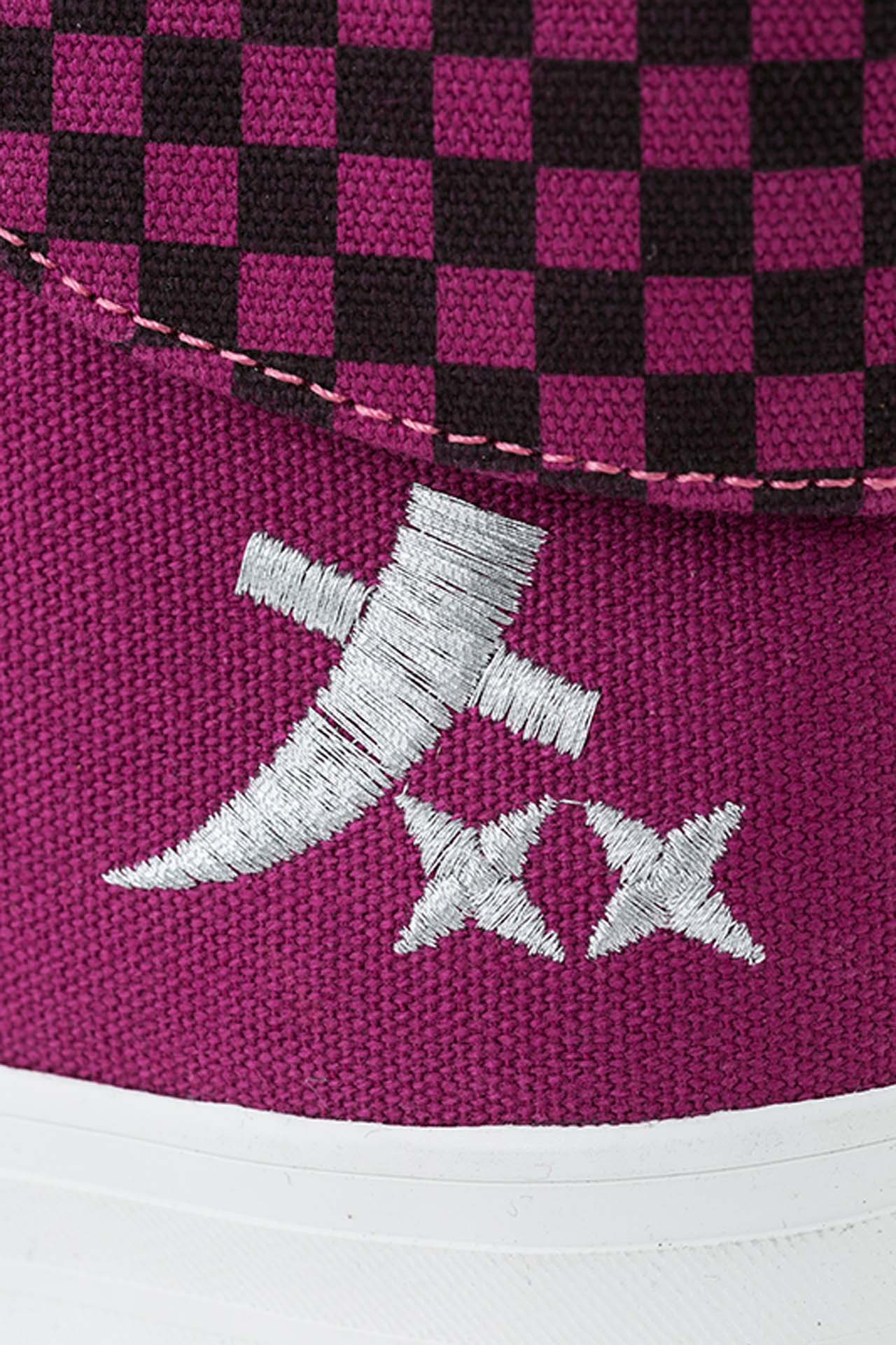 スニーカー（4年生モデル）