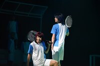 類まれなる運動神経を持つ向日と、「氷帝の天才」と呼ばれる忍足。