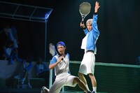 氷帝最強ペアと呼ばれる、宍戸と鳳。