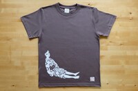 「紅い花」Tシャツ