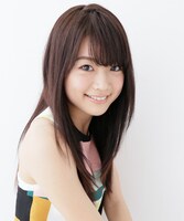 藤塚優里亜役の加弥乃。