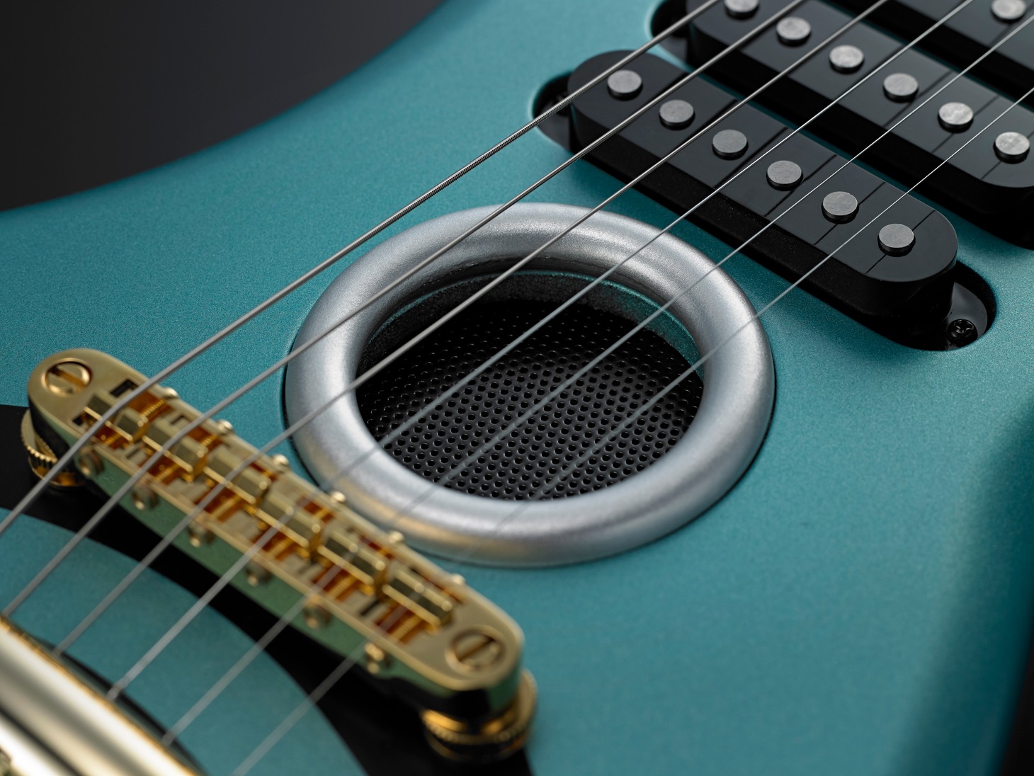 「ONE PIECE ブルック SHARK GUITAR」