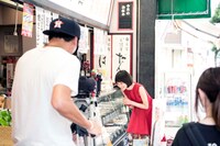 「舞台版 こちら葛飾区亀有公園前派出所」PVのメイキング風景。