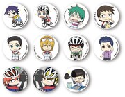 「弱虫ペダル SPARE BIKE」来場者プレゼントの缶バッジ。上段左から東堂尽八、糸川修作、巻島裕介、寒咲通司。中段左から金城真護、小関将、田所迅、石垣光太郎。下段左から新開隼人、福富寿一、荒北靖友。