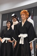 「『ROCK MUSICAL BLEACH』～もうひとつの地上～」囲み取材の様子。