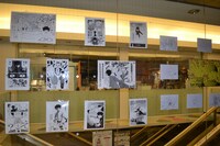 「モブサイコ100展」の様子。