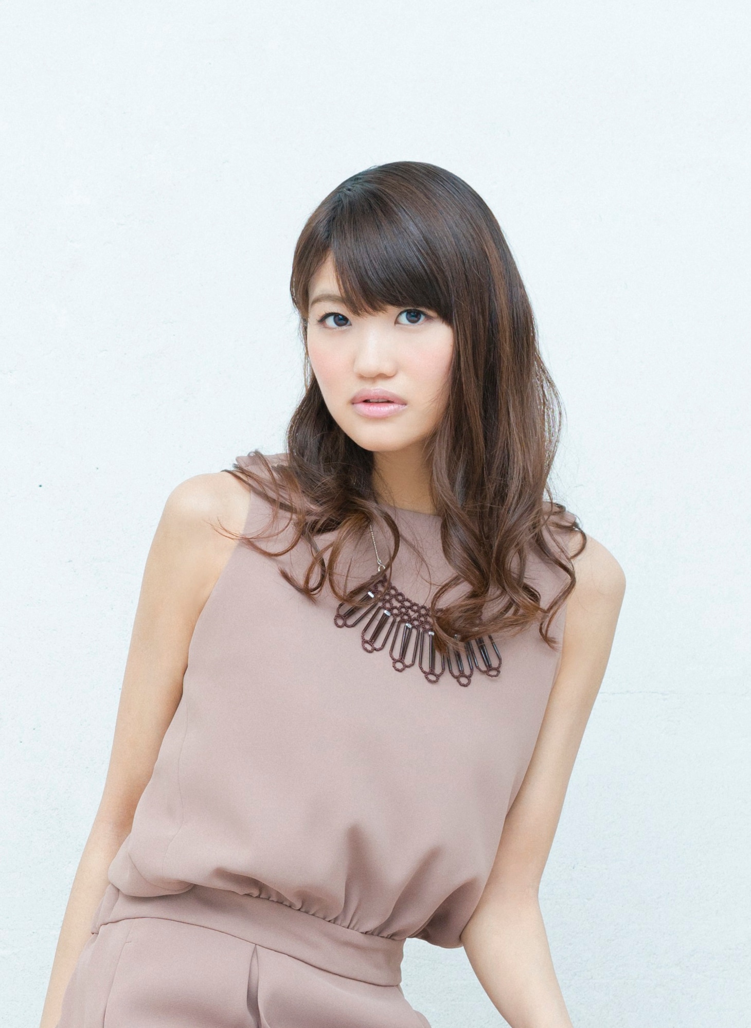 レイカ役の早見沙織。