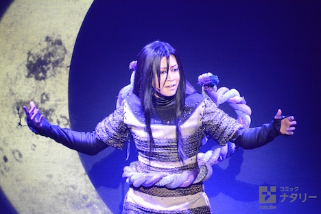 「ライブ・スペクタクル『NARUTO-ナルト-』」ゲネプロの様子。悠未ひろ演じる大蛇丸。