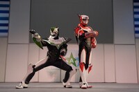 「TIGER＆BUNNY Let's Believe HEROES ヒーローショー」より。