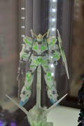 イベント限定「HGUC 1／144 ユニコーンガンダム（デストロイモード）+ヘッドディスプレイベース 最終決戦Ver.」※先行販売　