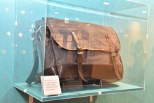 映画「3月のライオン」で、神木隆之介が実際に使用した鞄。