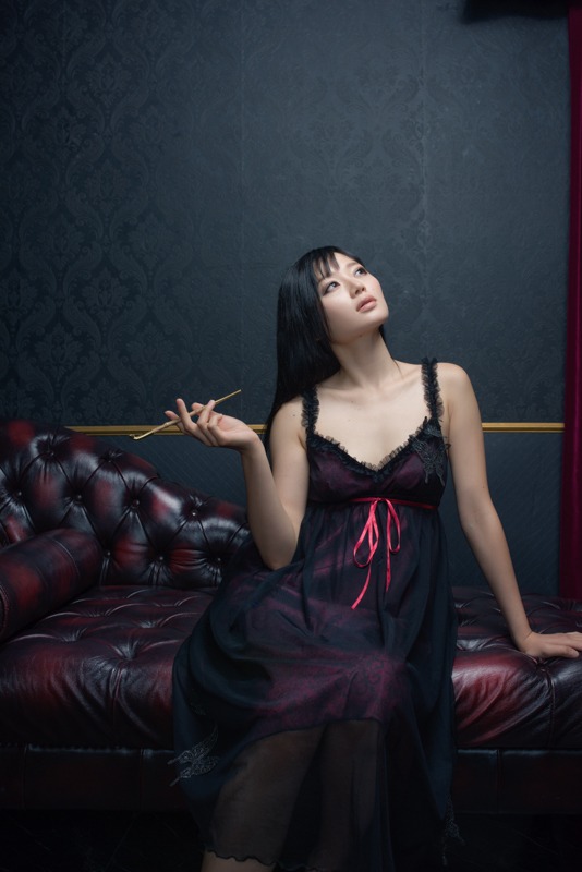 「xxxHOLiC」キャミソールドレス着用画像