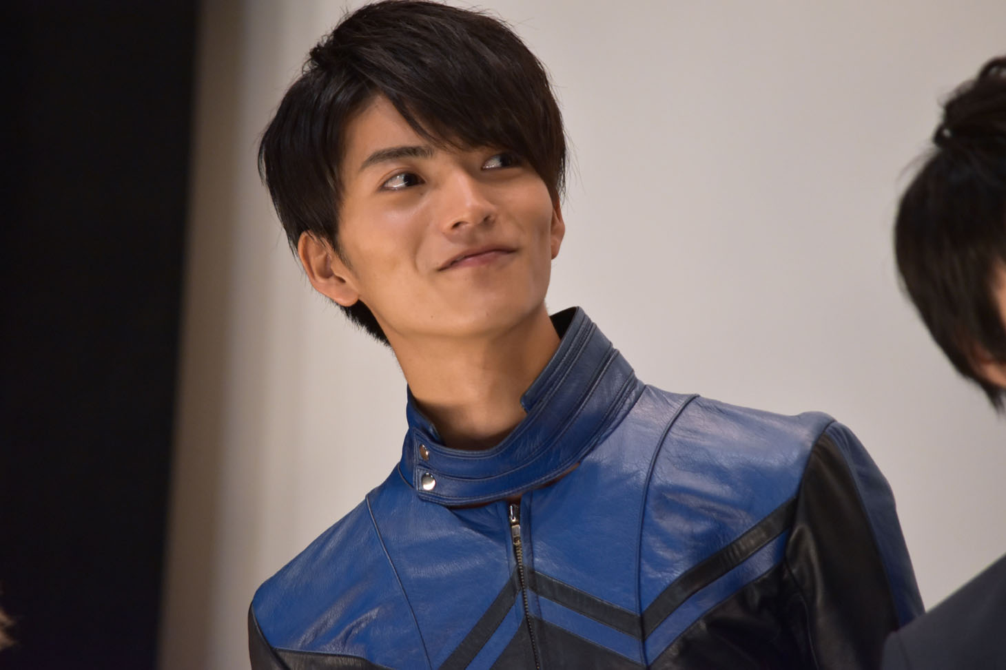 山本涼介