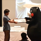 マガジン作家が大喜利でファンを沸かす、森川ジョージとくまモンの熱い抱擁も