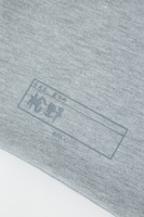 巾着の裏にプリントされた、”松野”から始まるネームスペース。