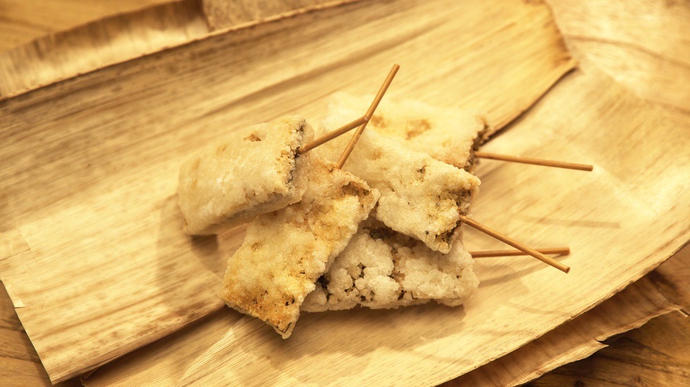「子持ち昆布の串揚げ」