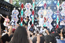 湘南乃風のライブの様子。