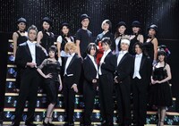 （下段左から）林野健志、田上真里奈、三上俊、櫻井圭登、末原拓馬、羽場涼介、堀越涼、小槙まこ。（上段左から）生田麗恵、亀岡菜花、肥田野好美、Daggle KOMEI、田辺銀冶、小野茉衣子、久保田真理、林祐衣。