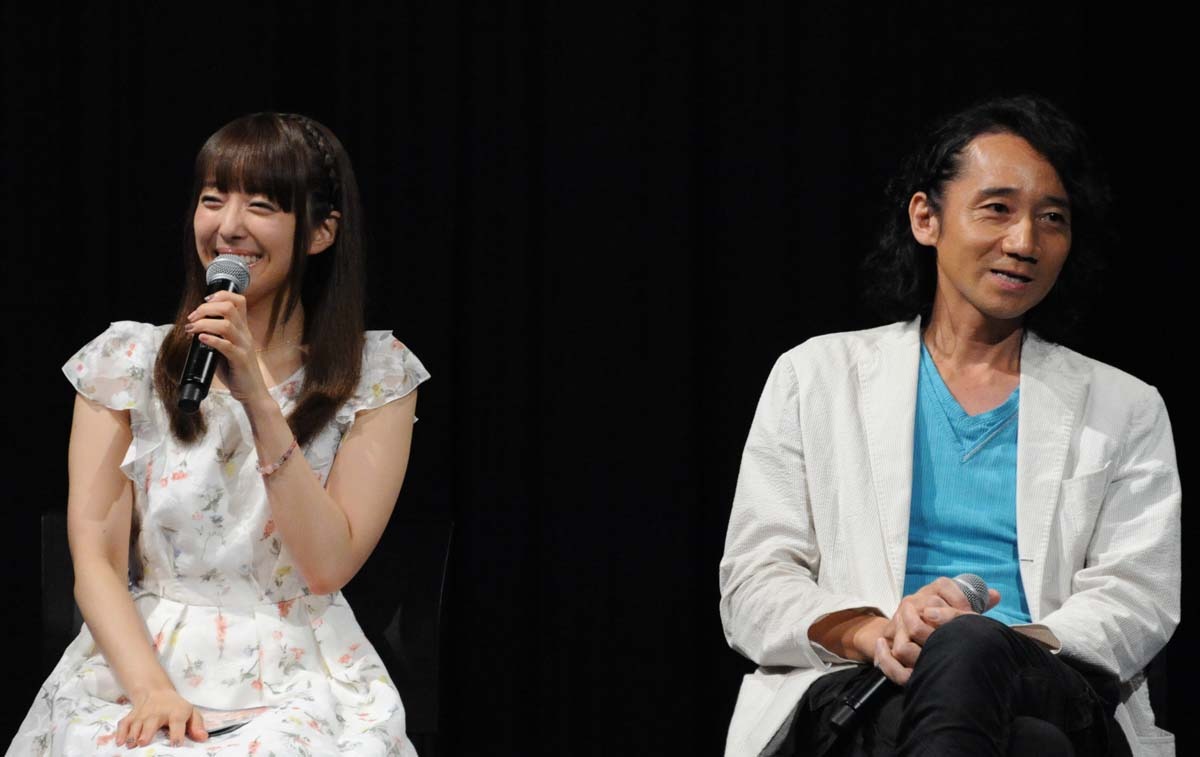 （左から）加藤英美里、三木眞一郎。