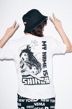 「X-girl×楳図かずお『わたしは真悟』s/s BIG TEE」着用画像