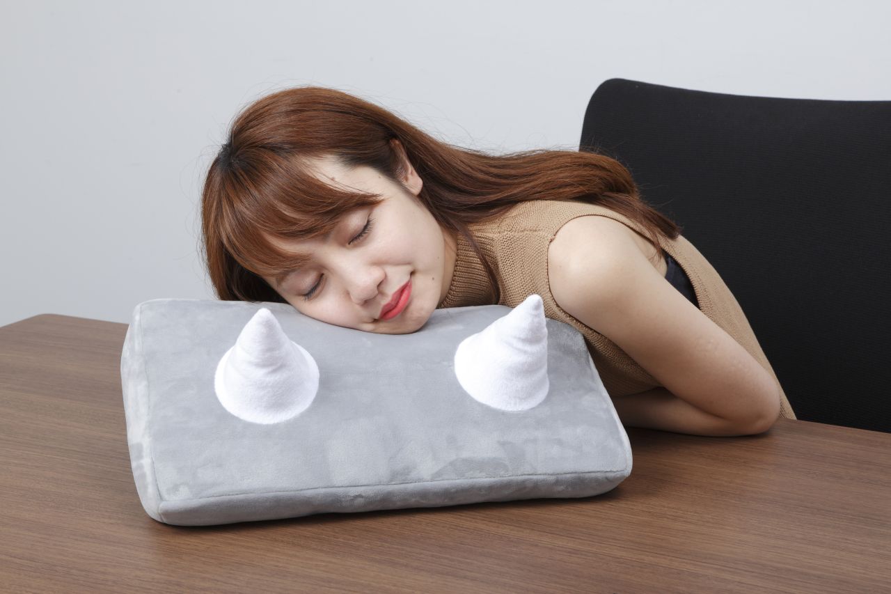 「ひとやすみ腕枕（アームピロー）クッションジャンクマン」