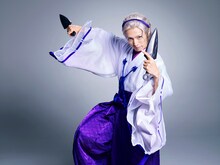 桐山漣扮する金城白子。