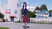 GUの新CM「アラレがスカート!?」篇より。