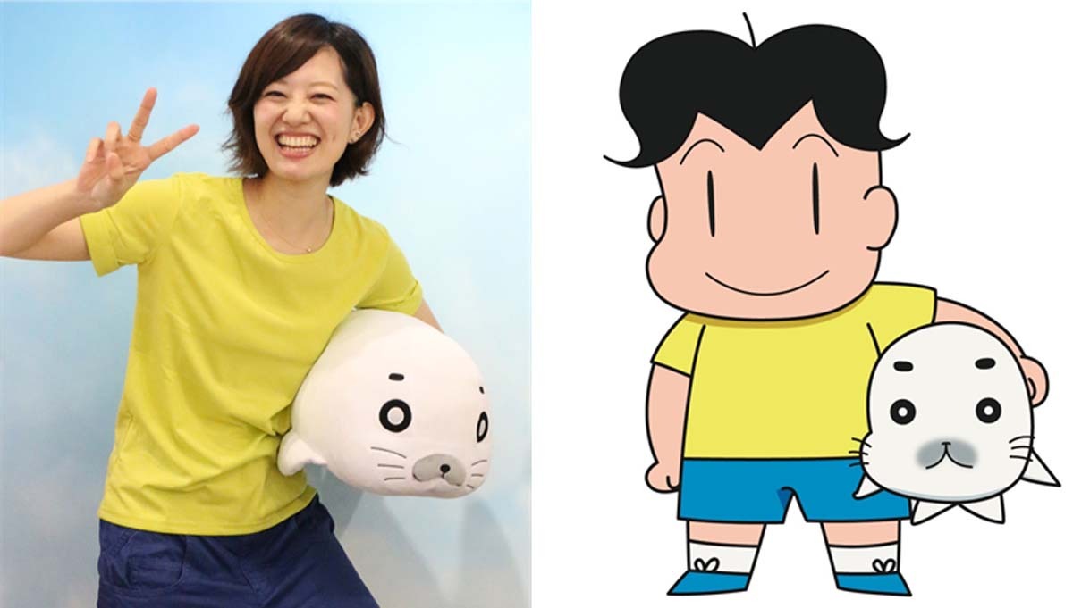 「ほぼ1/1ゴマちゃん」を抱きかかえた実際の写真と、ゴマちゃんを抱きかかえるアシベのイラスト。
