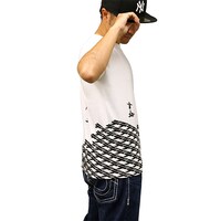 Tシャツの着衣例。