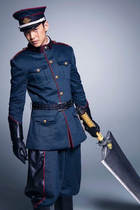 大東駿介扮する鷹峯誠一郎。