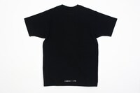 「うる星やつら グリッチ刺繍Tシャツ（ロゴ）」の背面。