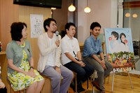 「映画『にがくてあまい』を、一足先に観て、聞いて、味わう会」の様子。左から水野葉子氏、草野翔吾監督、山口良氏、臼倉超氏。