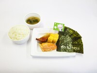 「『のりちょーだい。』奏のミニ朝食セット」