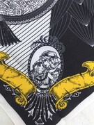 「『王家の紋章』ロイヤルスカーフ」