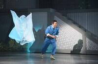 ラサール石井演じる両津勘吉。