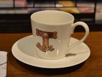 「ジョジョの奇妙な冒険 ダイヤモンドは砕けない × TOWER RECORDS CAFE カップ＆ソーサ」